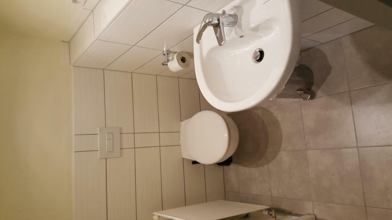 Zimmer Leipzig Exterior foto